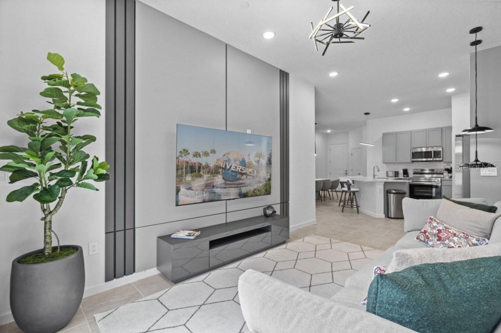 Image 2 of 67 For 10424 Ebb Tide Lane