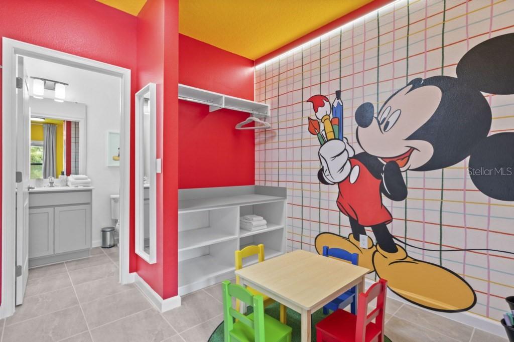 Image 21 of 67 For 10424 Ebb Tide Lane