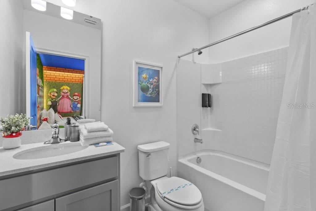 Image 38 of 67 For 10424 Ebb Tide Lane