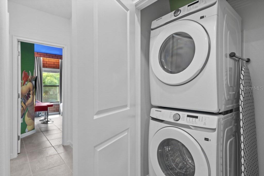 Image 39 of 67 For 10424 Ebb Tide Lane