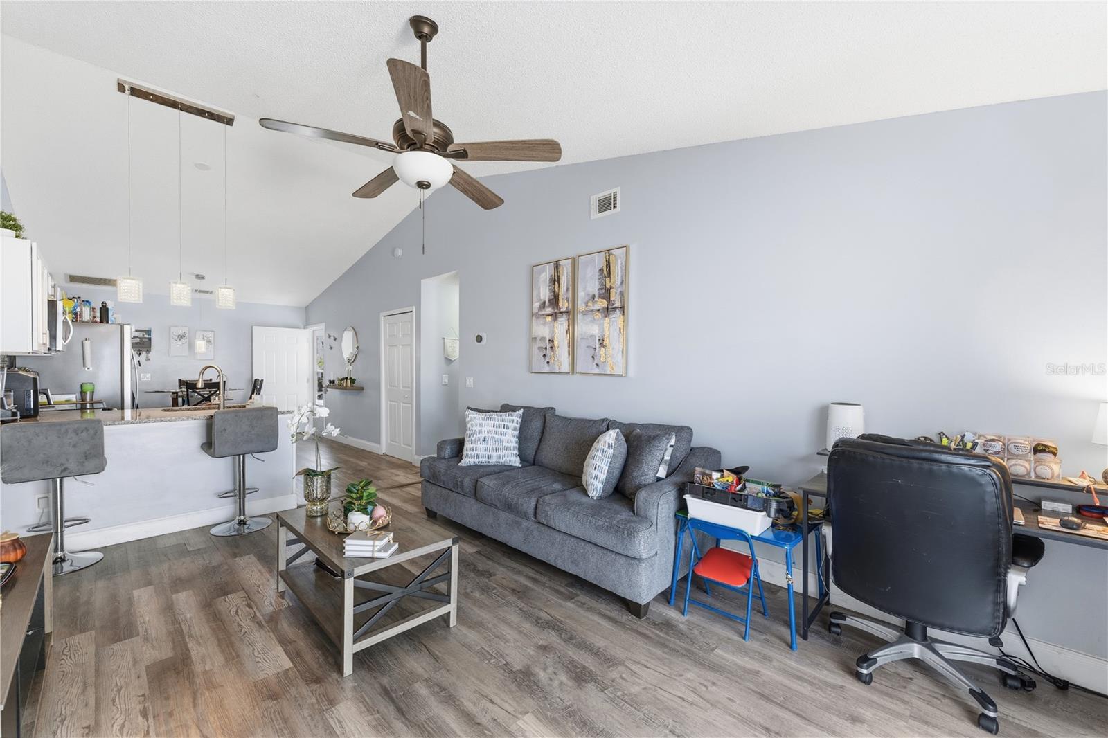 Image 15 of 20 For 114 Winter Ridge Circle