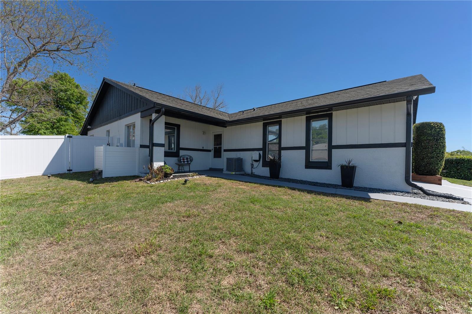 Image 20 of 20 For 114 Winter Ridge Circle