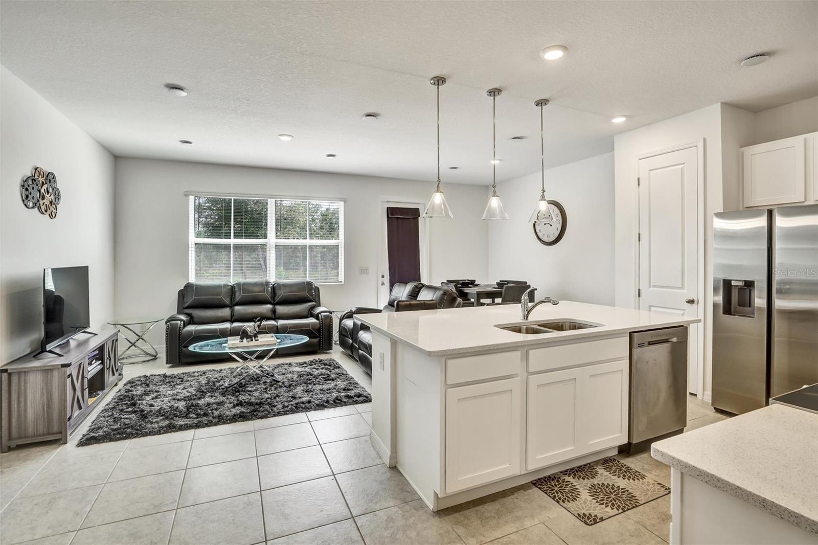 Image 2 of 12 For 1056 Plantation Lane