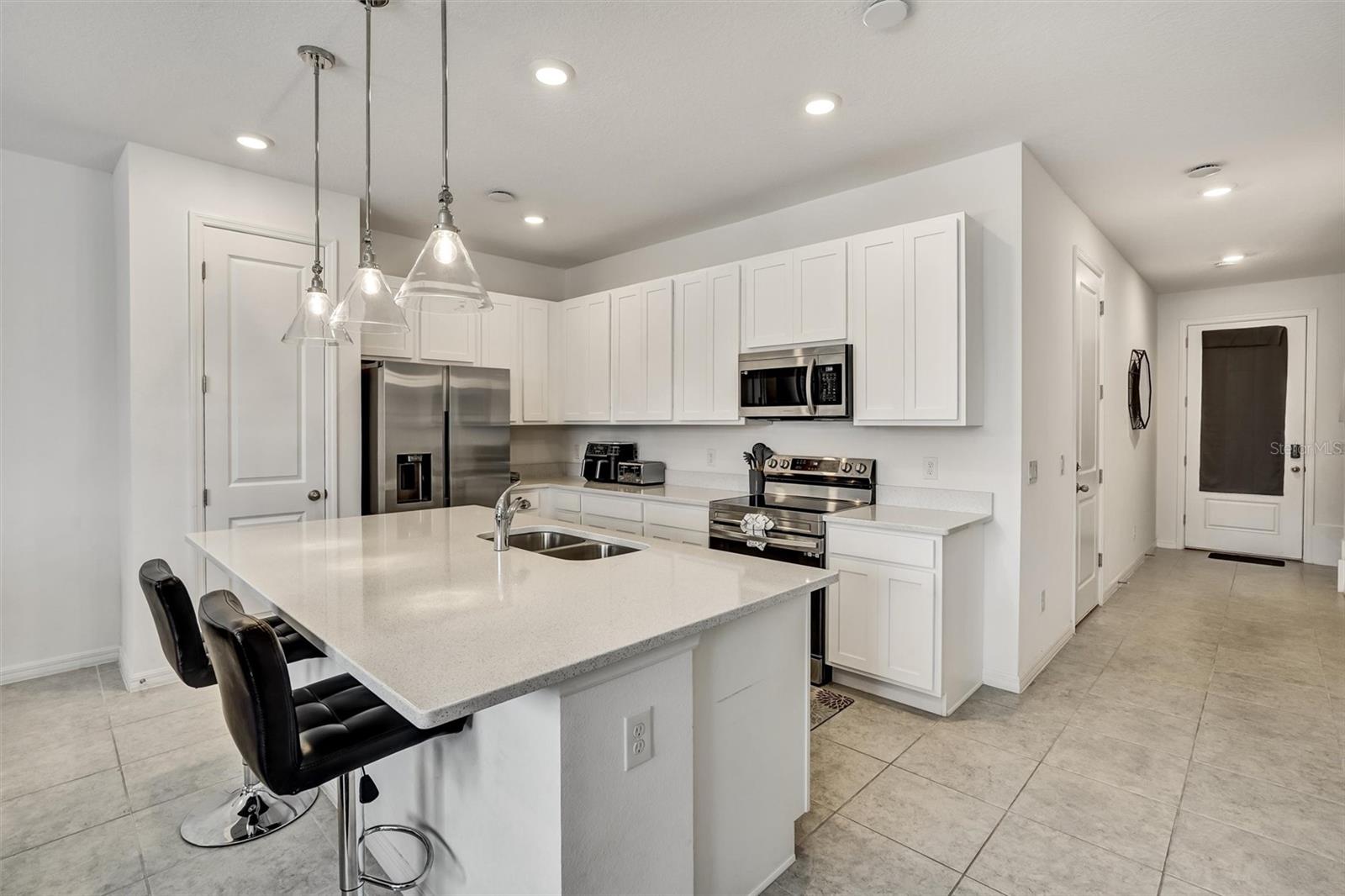 Image 3 of 12 For 1056 Plantation Lane