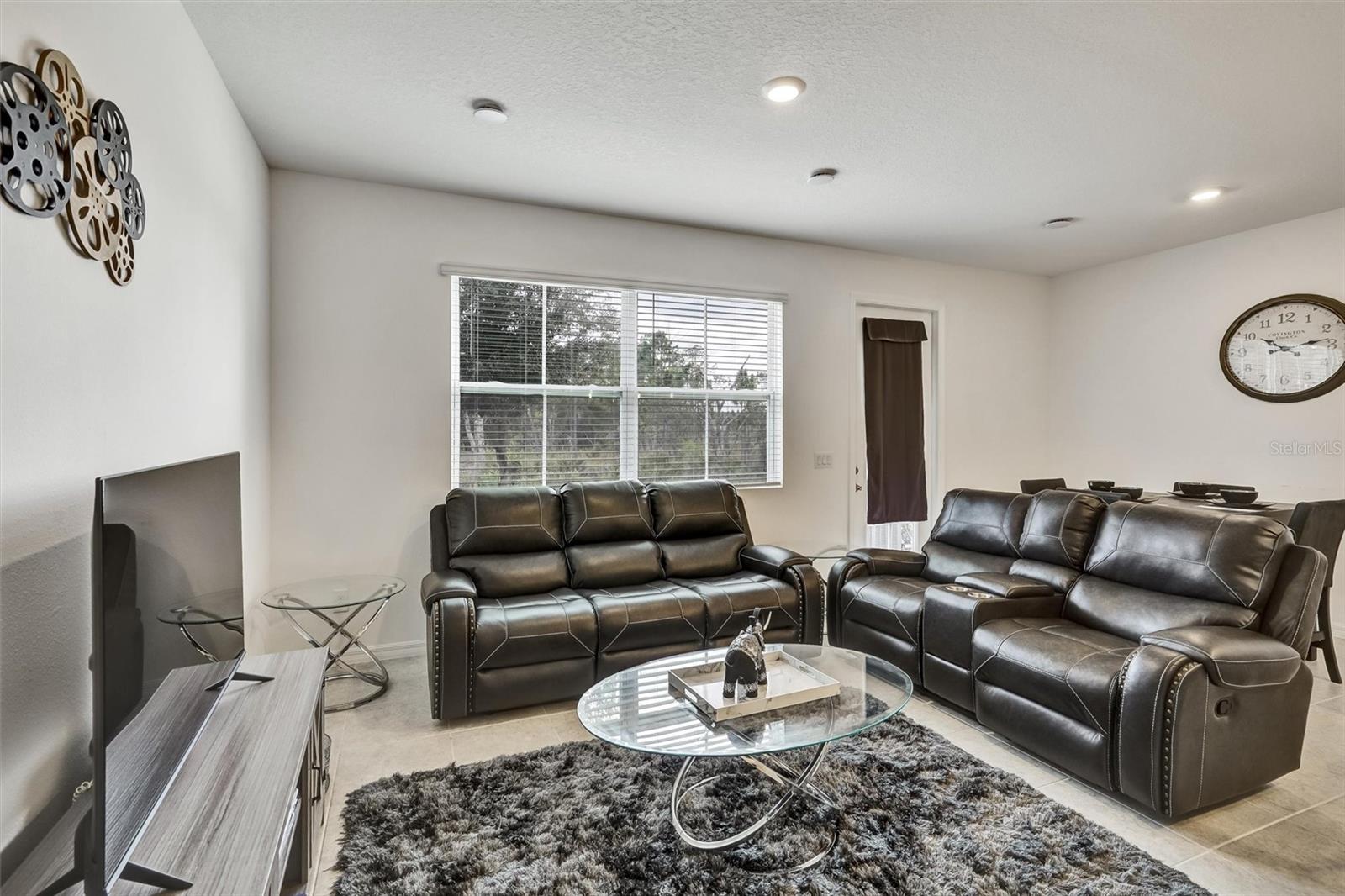 Image 4 of 12 For 1056 Plantation Lane
