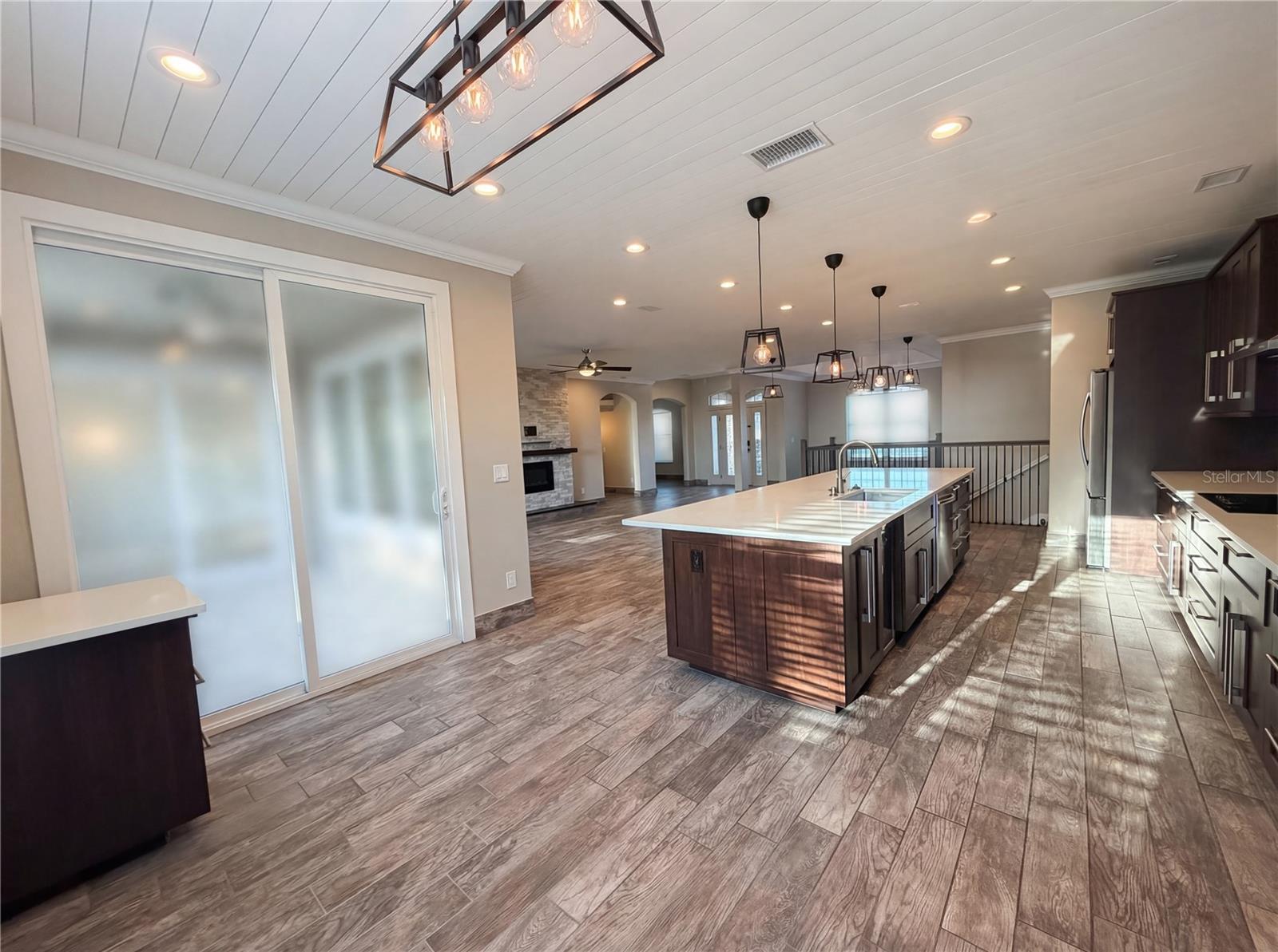 Image 10 of 33 For 2705 Shearwater Street