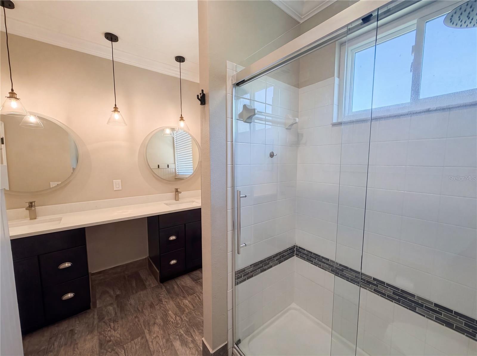 Image 19 of 33 For 2705 Shearwater Street