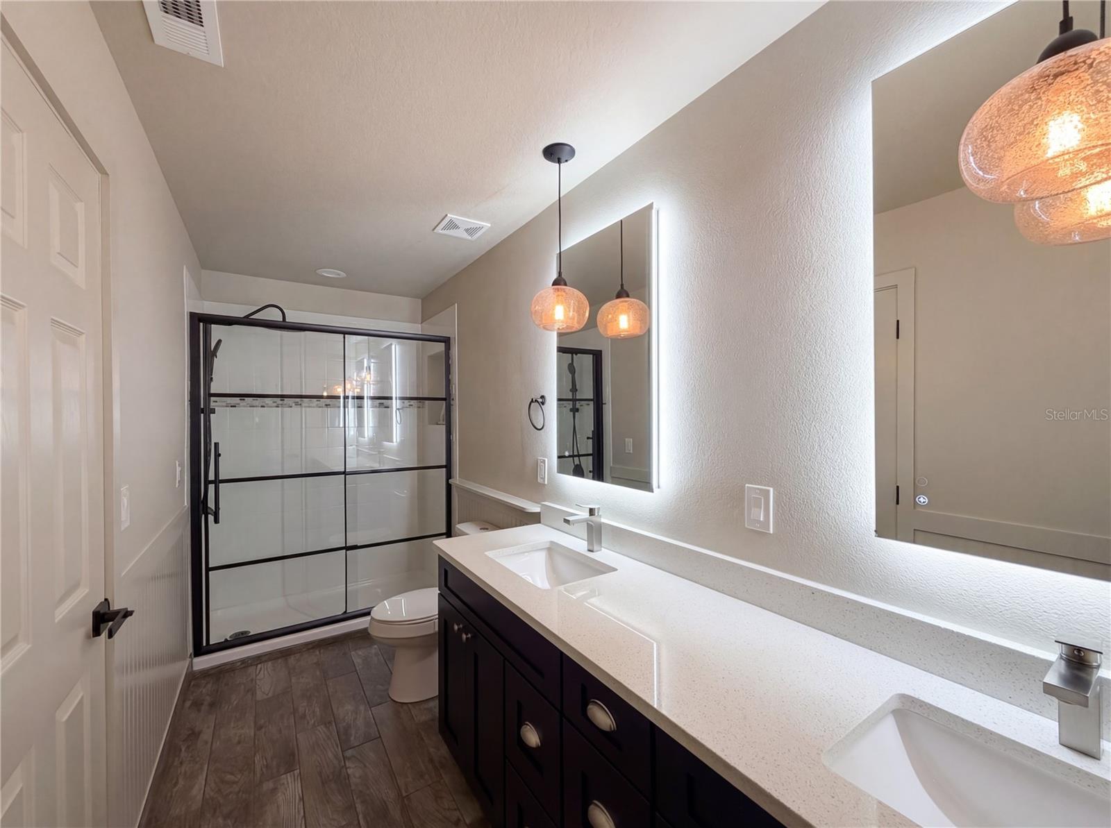 Image 25 of 33 For 2705 Shearwater Street