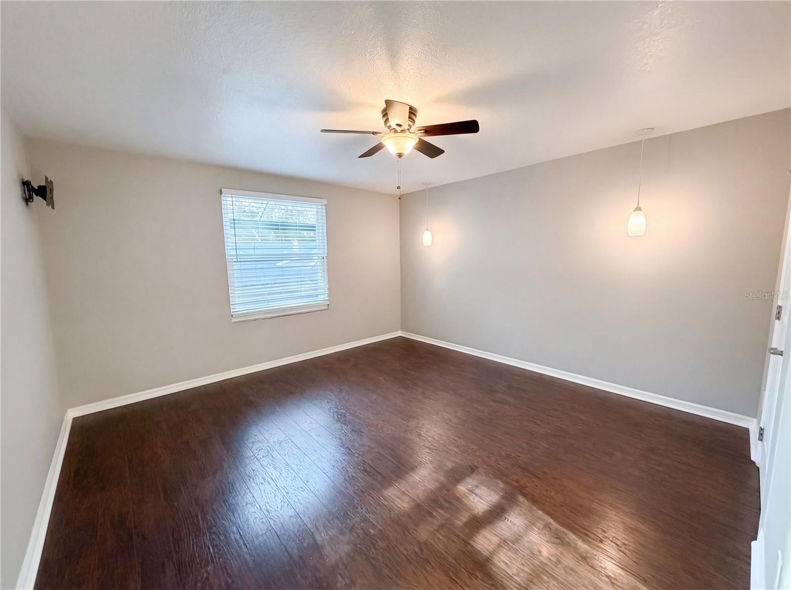 Image 29 of 33 For 2705 Shearwater Street