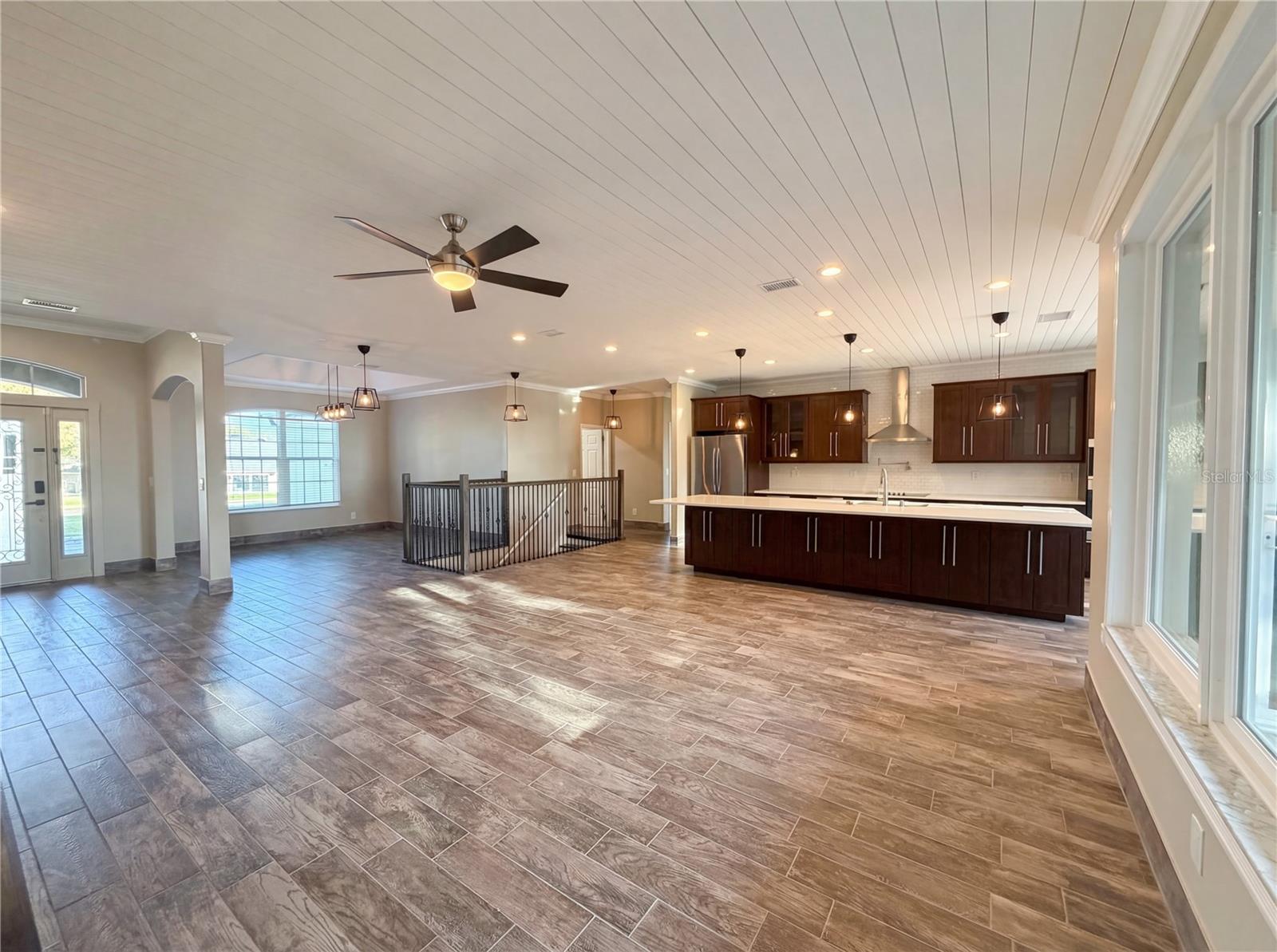 Image 3 of 33 For 2705 Shearwater Street