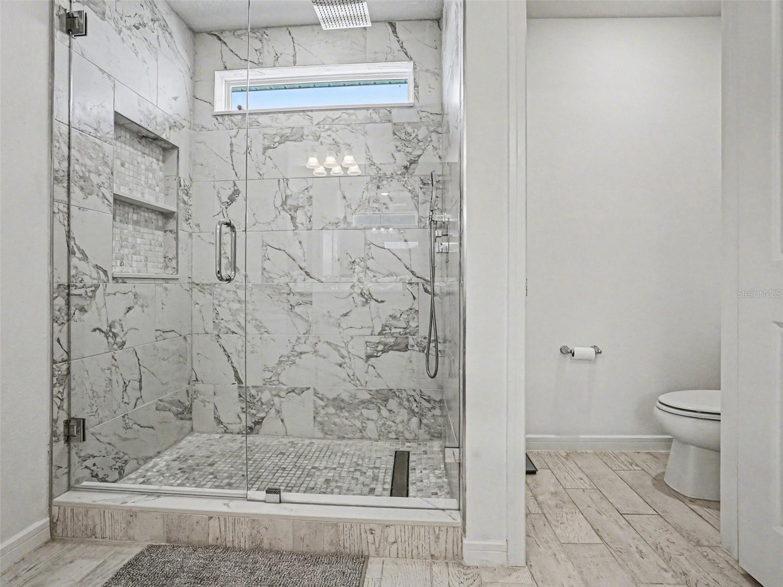 Image 19 of 40 For 2724 Timbergrove Street