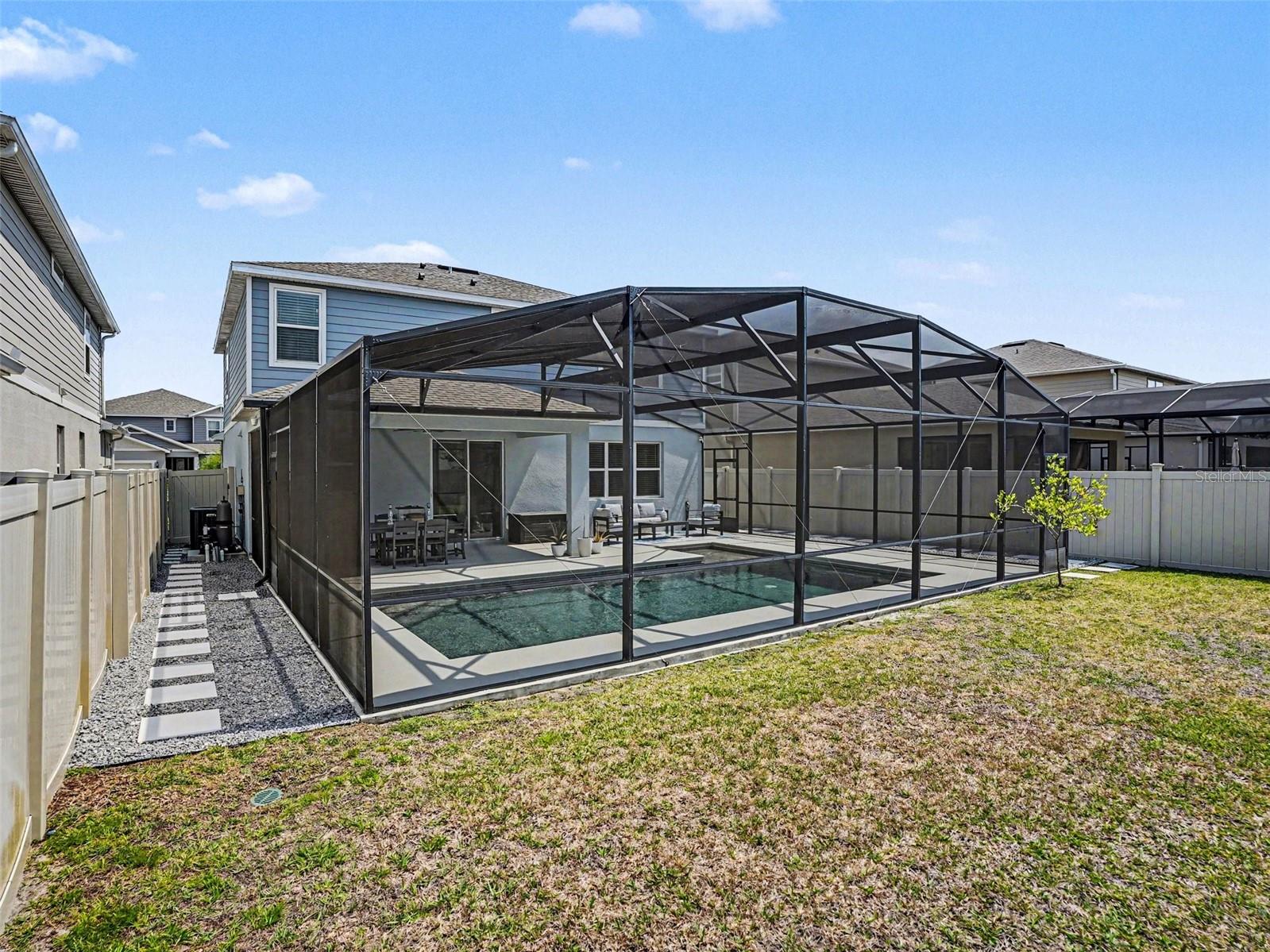 Image 31 of 40 For 2724 Timbergrove Street