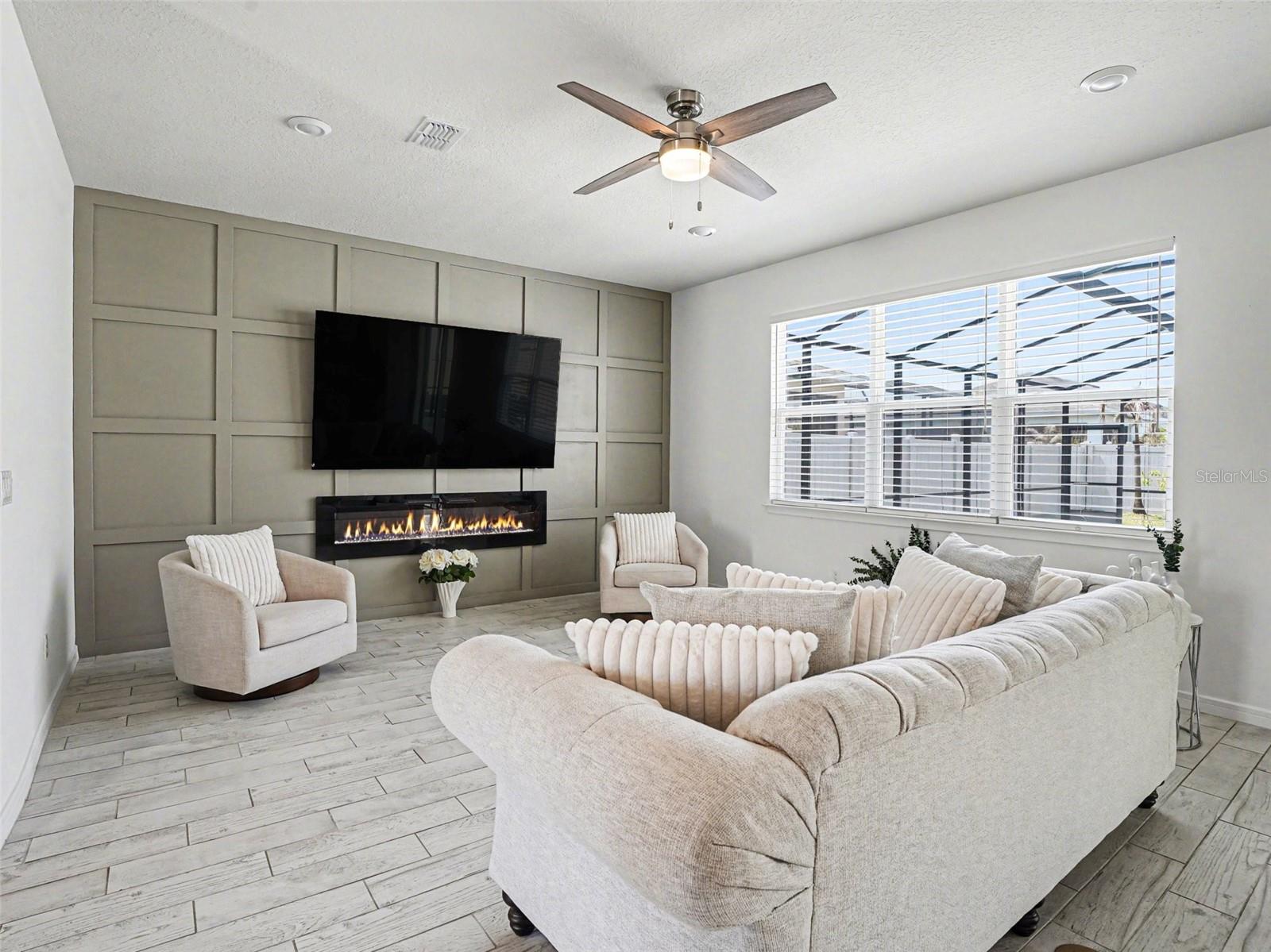 Image 7 of 40 For 2724 Timbergrove Street