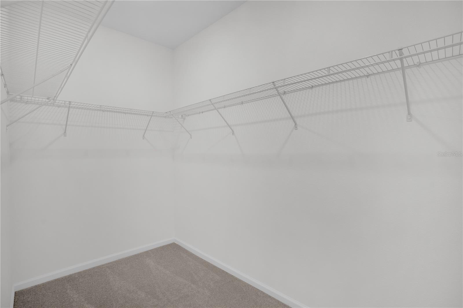 Image 14 of 33 For 2533 Rider Rain Lane