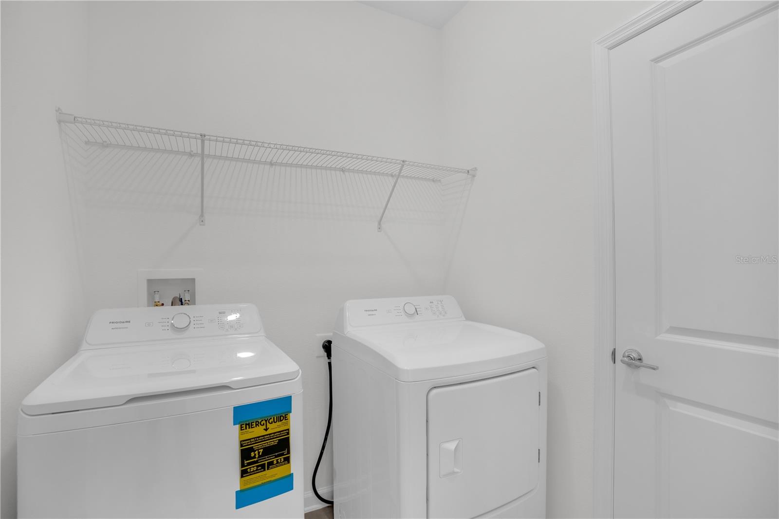 Image 22 of 33 For 2533 Rider Rain Lane