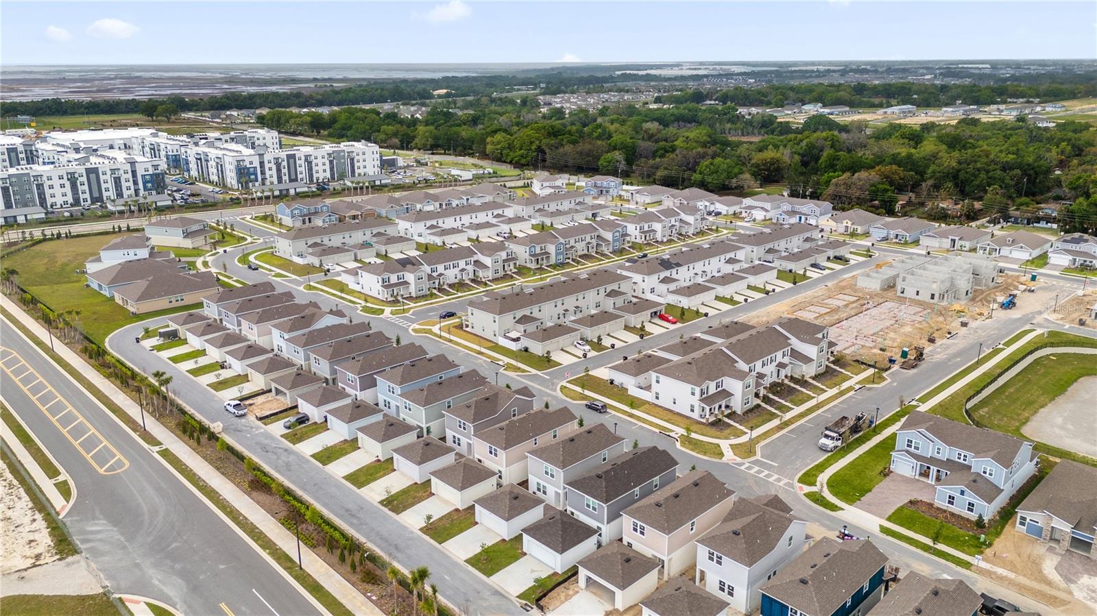 Image 27 of 33 For 2533 Rider Rain Lane