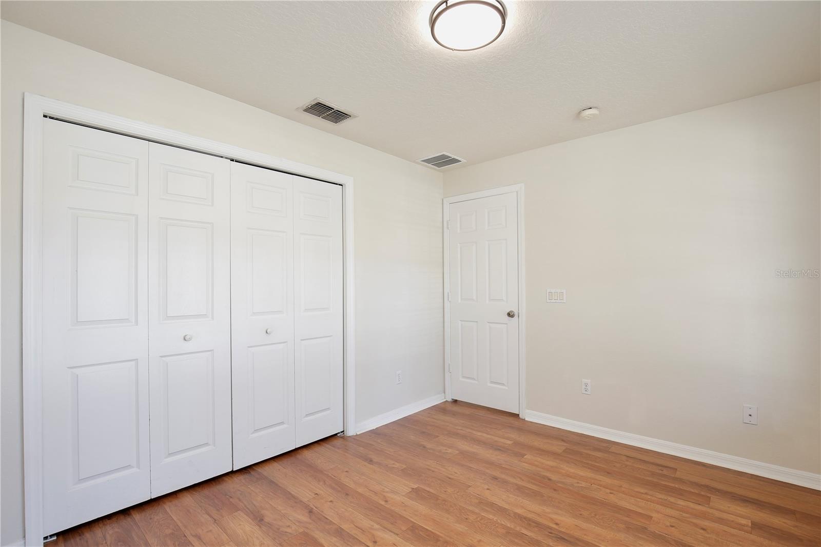 Image 20 of 27 For 1236 Blackwater Pond Drive