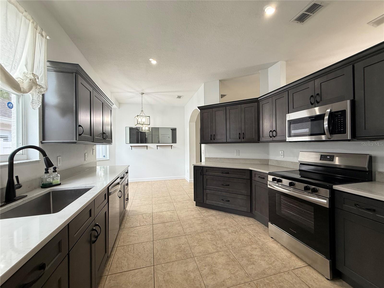 Image 12 of 27 For 1160 Cherry Valley Way