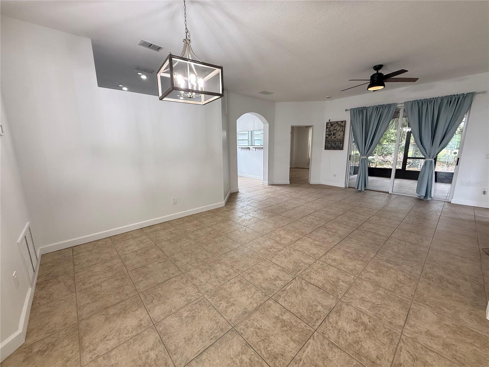 Image 5 of 27 For 1160 Cherry Valley Way