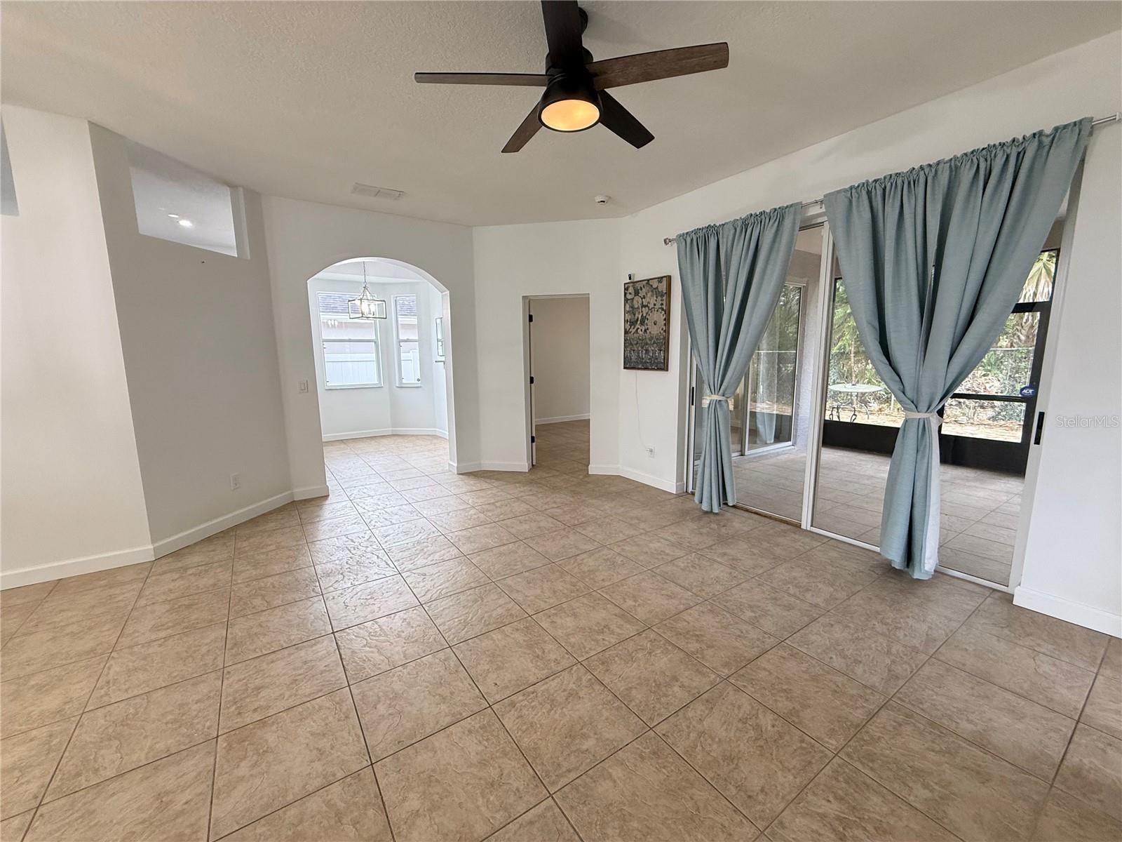 Image 9 of 27 For 1160 Cherry Valley Way