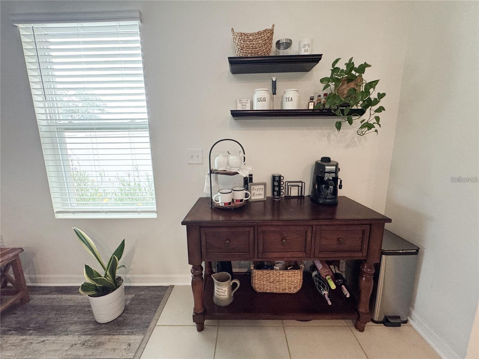 Image 17 of 51 For 11124 Leland Groves Drive