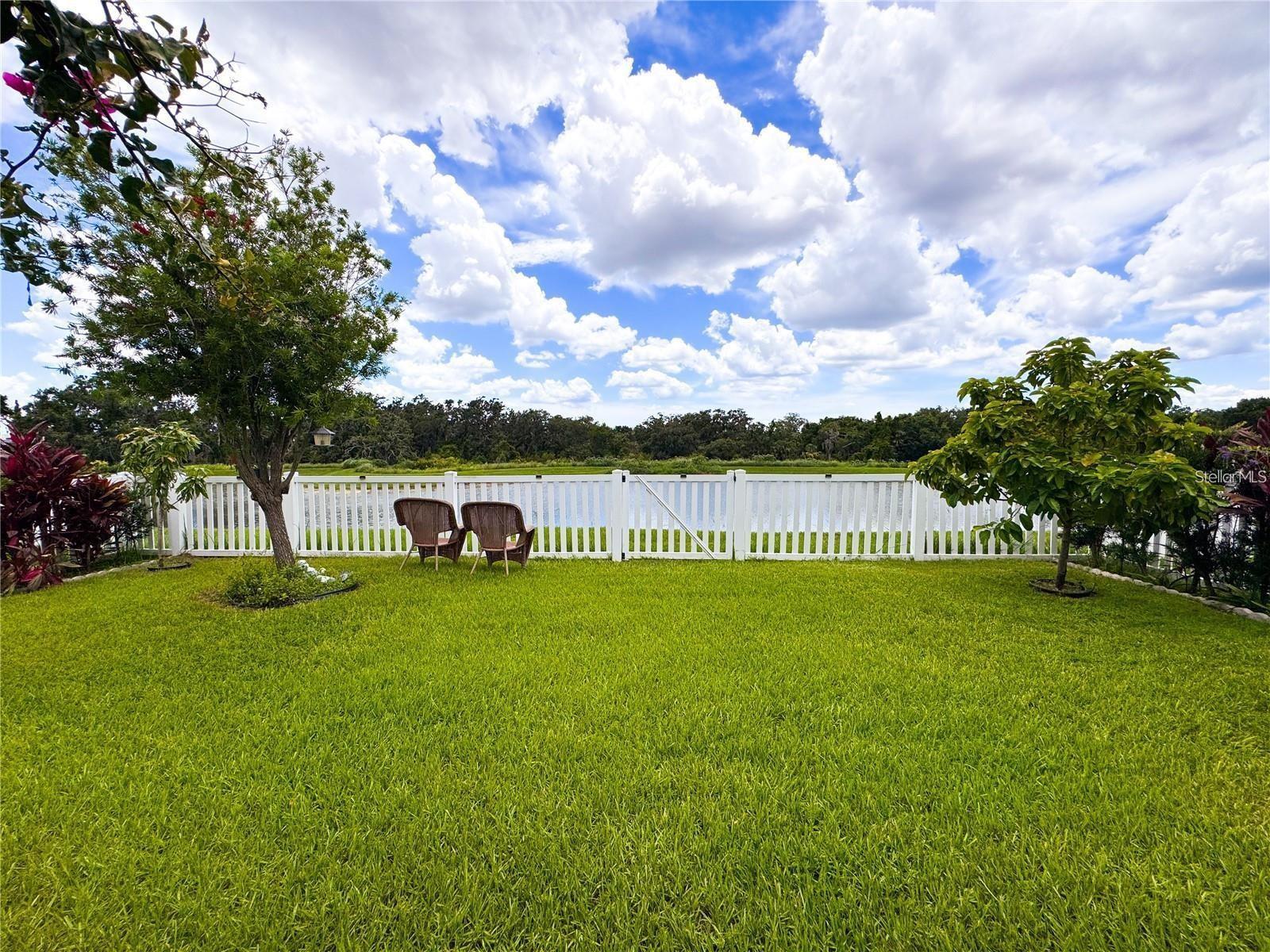 Image 4 of 51 For 11124 Leland Groves Drive