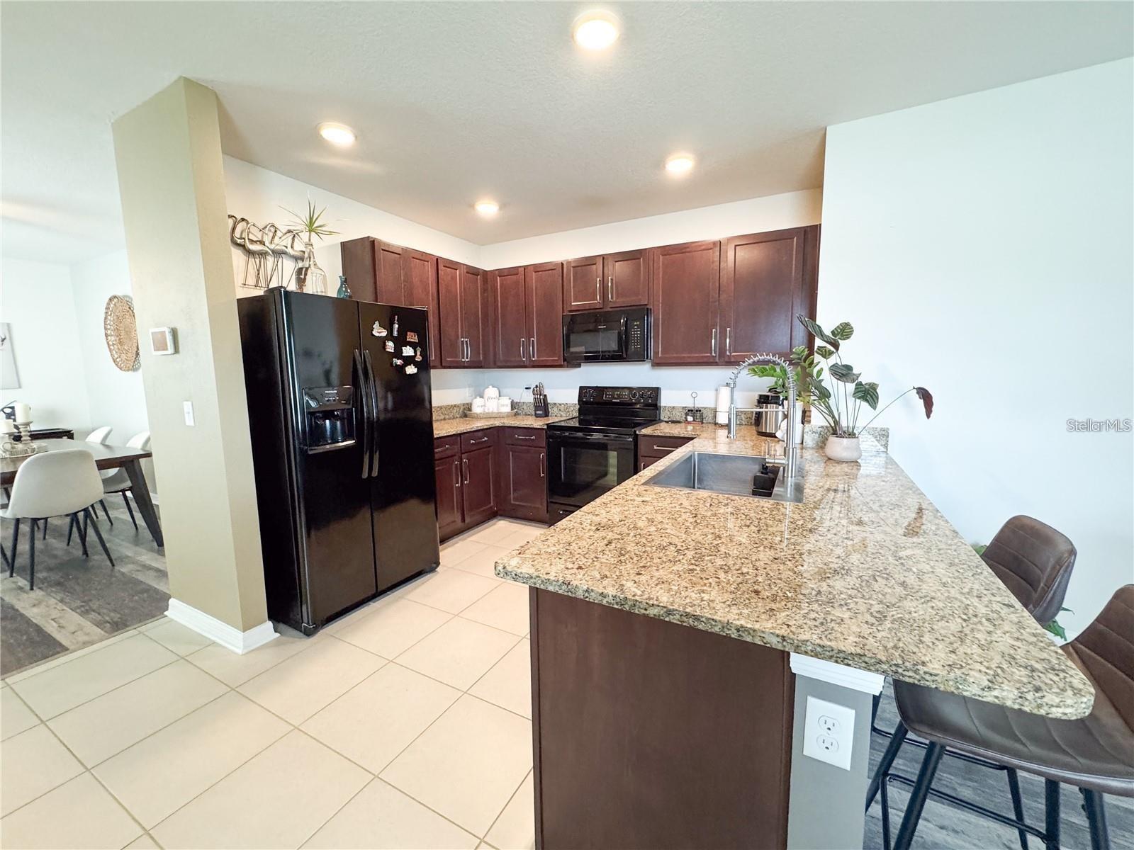 Image 5 of 51 For 11124 Leland Groves Drive