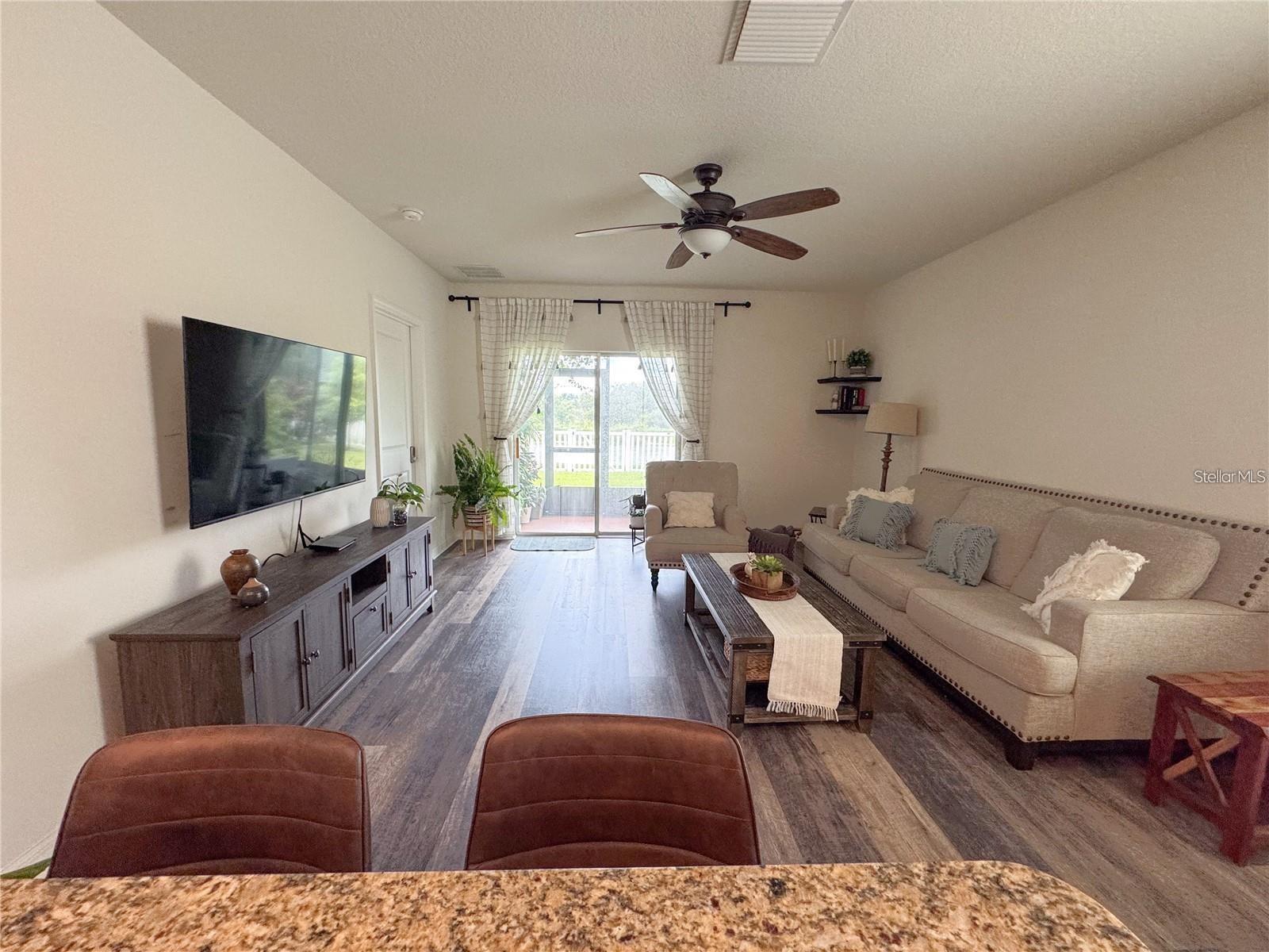 Image 8 of 51 For 11124 Leland Groves Drive