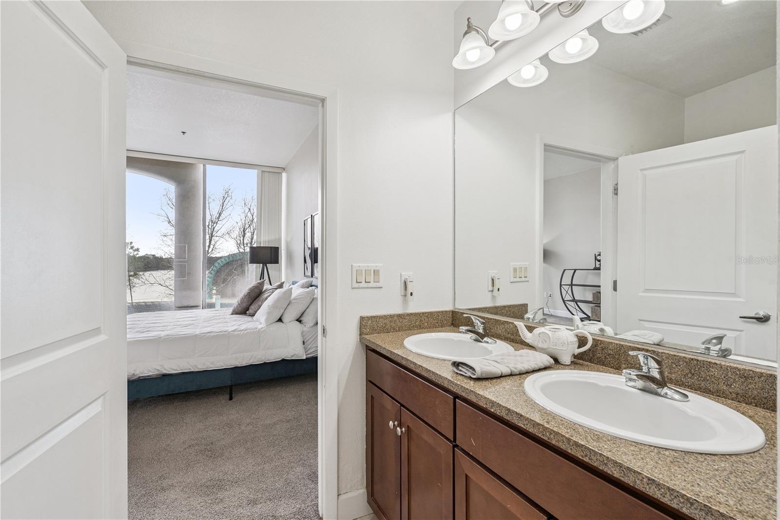 Image 19 of 30 For 151 Washington Street Ph3a