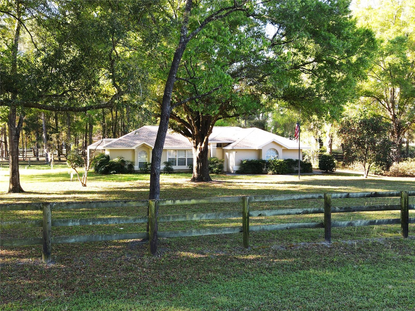 Image 17 of 89 For 4 Hialeah Drive