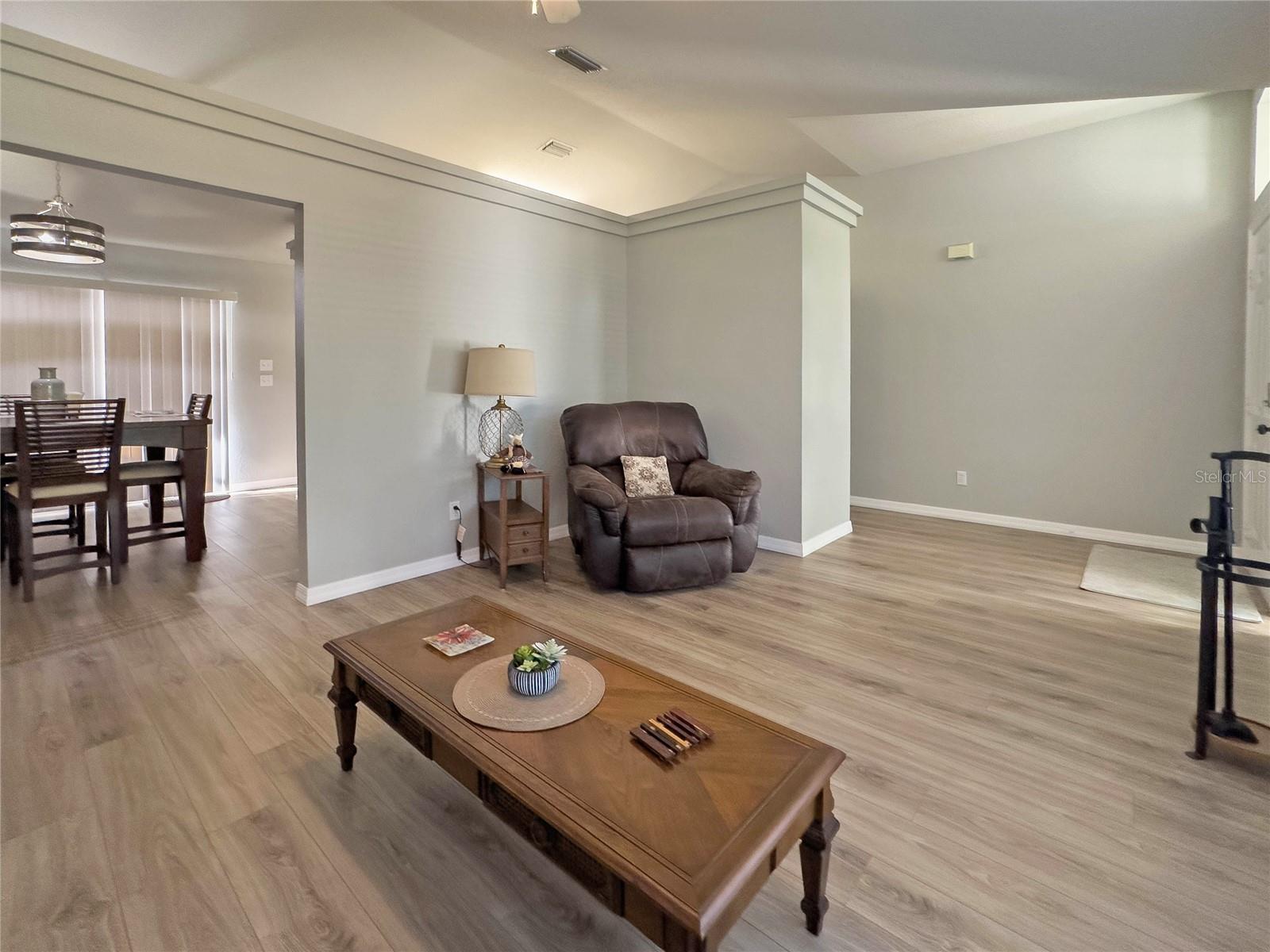 Image 52 of 89 For 4 Hialeah Drive