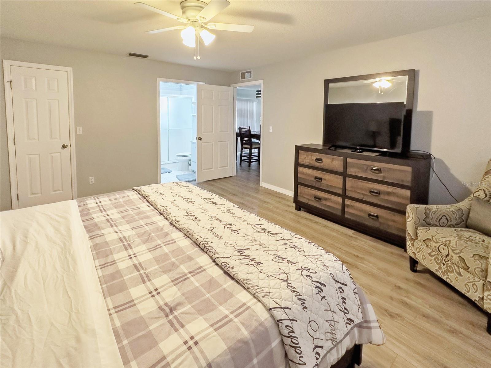 Image 57 of 89 For 4 Hialeah Drive