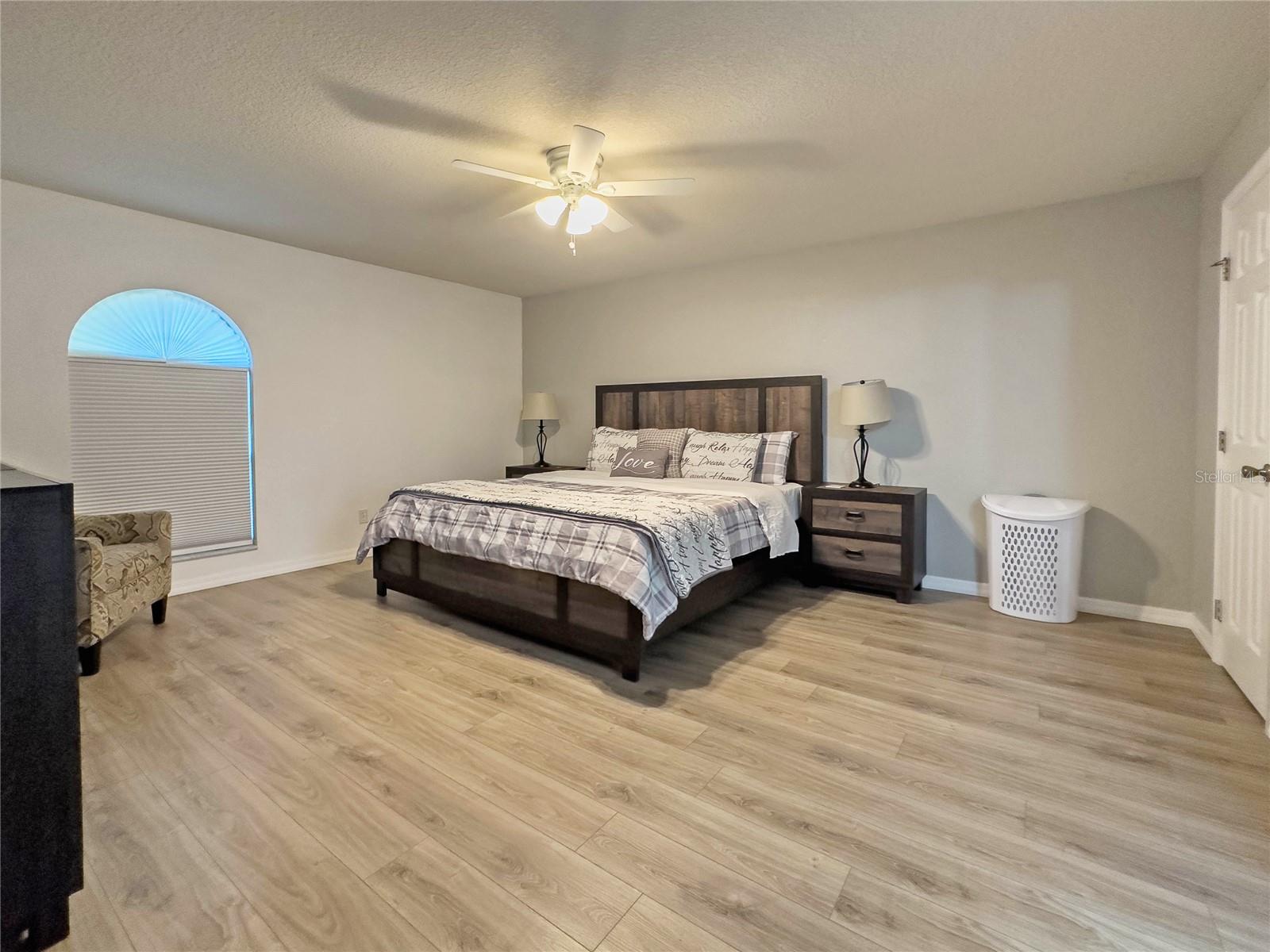 Image 58 of 89 For 4 Hialeah Drive