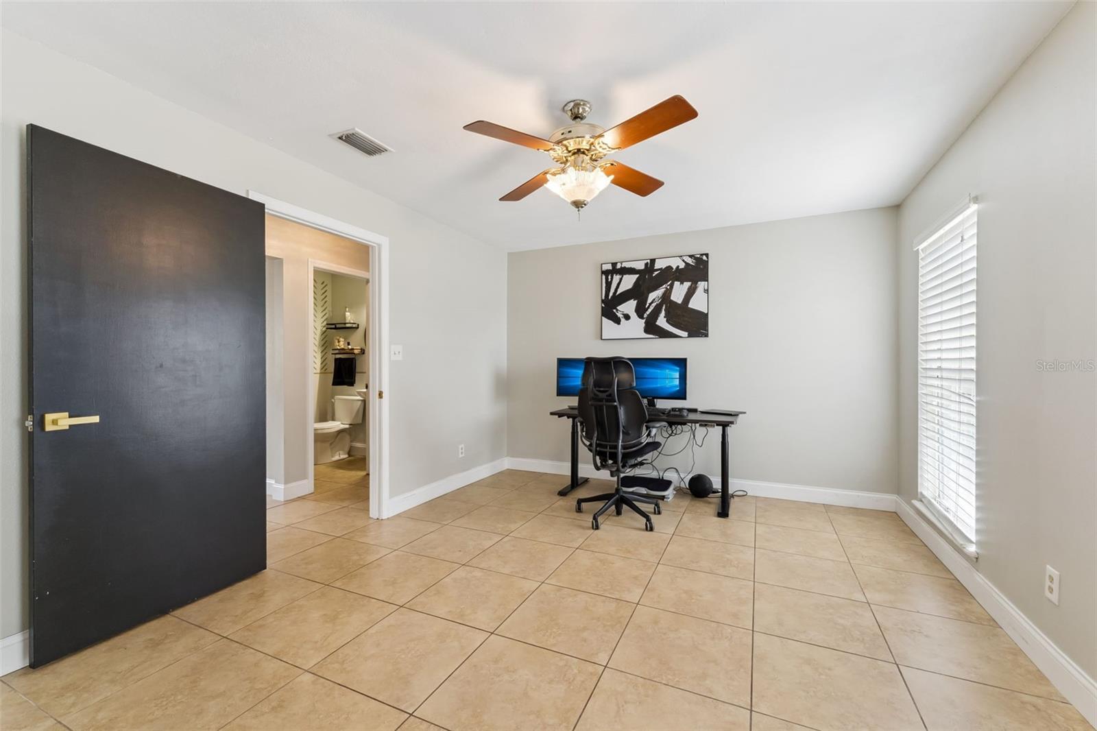 Image 11 of 30 For 162 Seminole Avenue