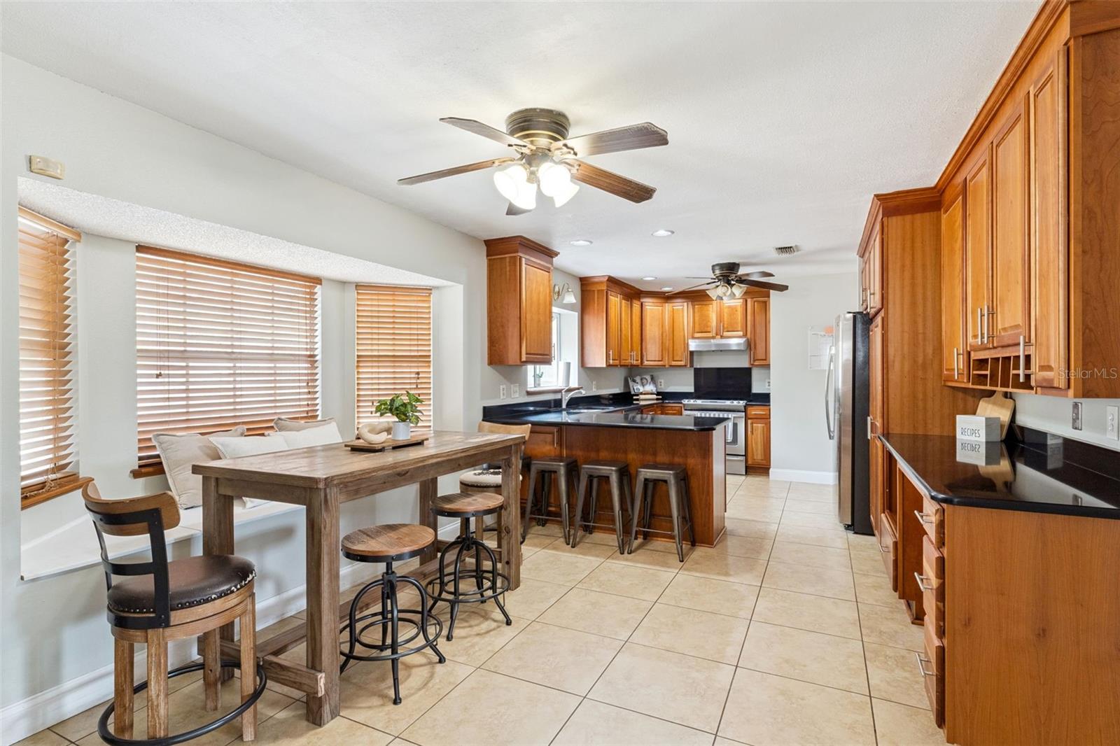 Image 5 of 30 For 162 Seminole Avenue