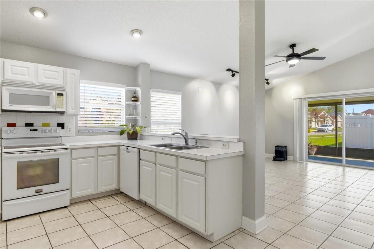 Image 5 of 24 For 12420 Appomatox Drive