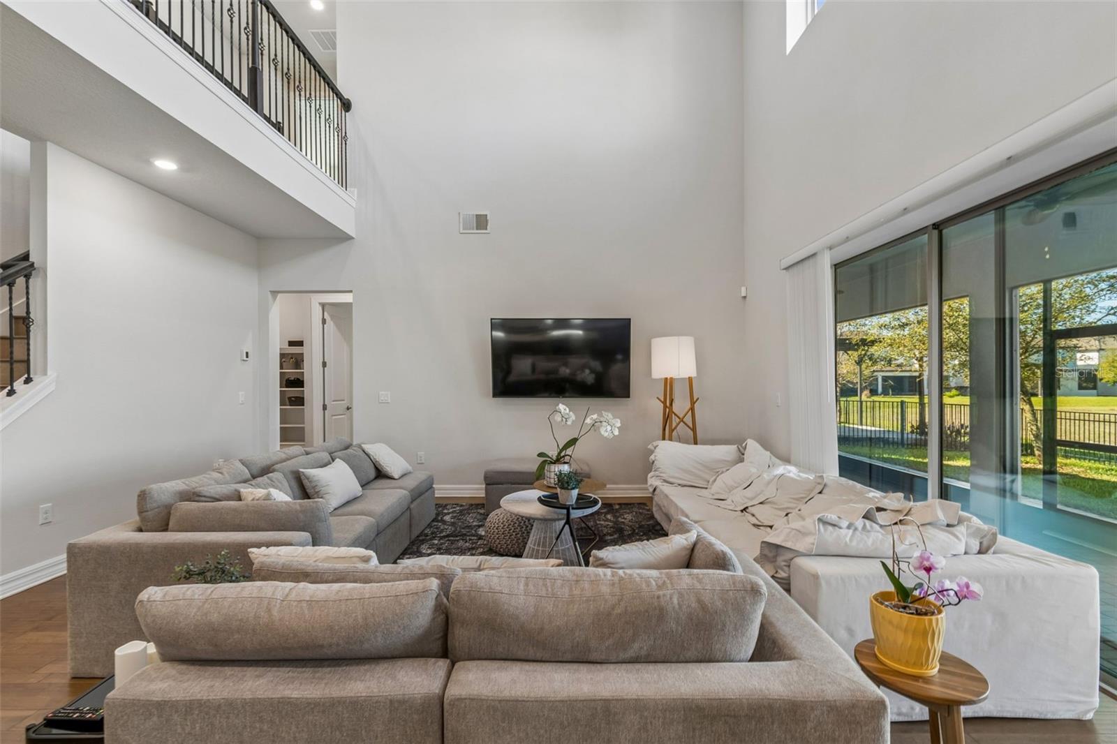 Image 14 of 96 For 9070 Woodland Forest Road