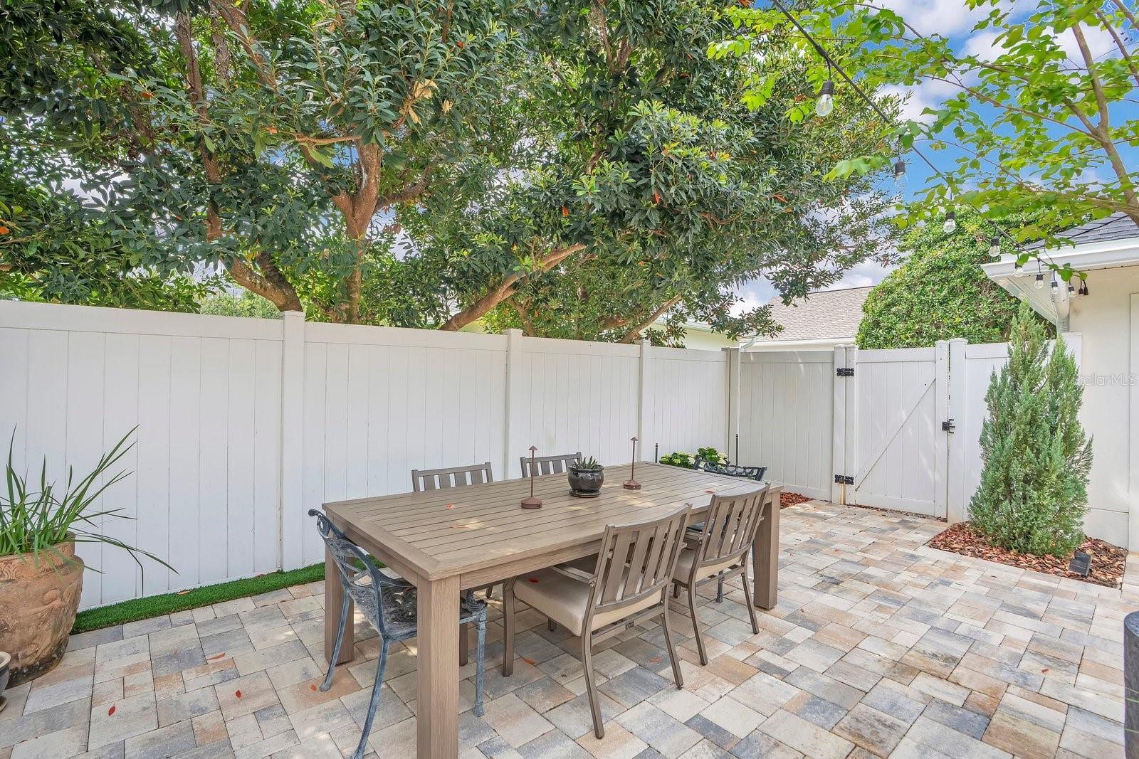 Image 40 of 65 For 2268 Osprey Avenue