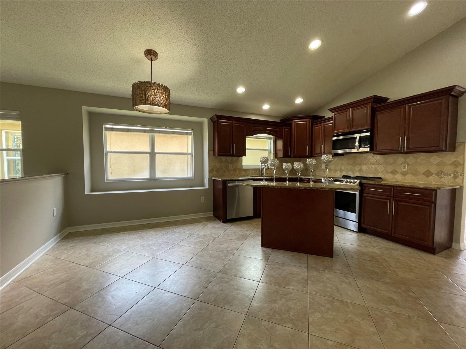 Image 7 of 49 For 781 Seneca Meadows Road