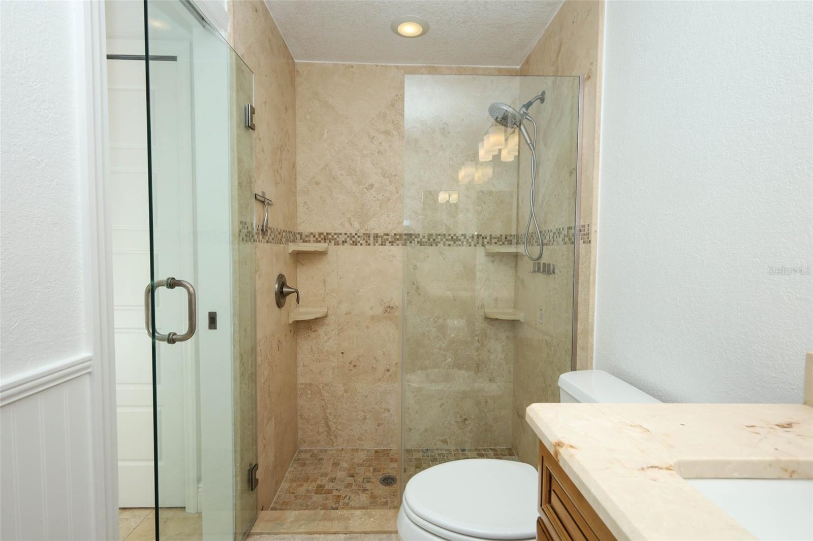 Image 18 of 44 For 411 Valencia Circle