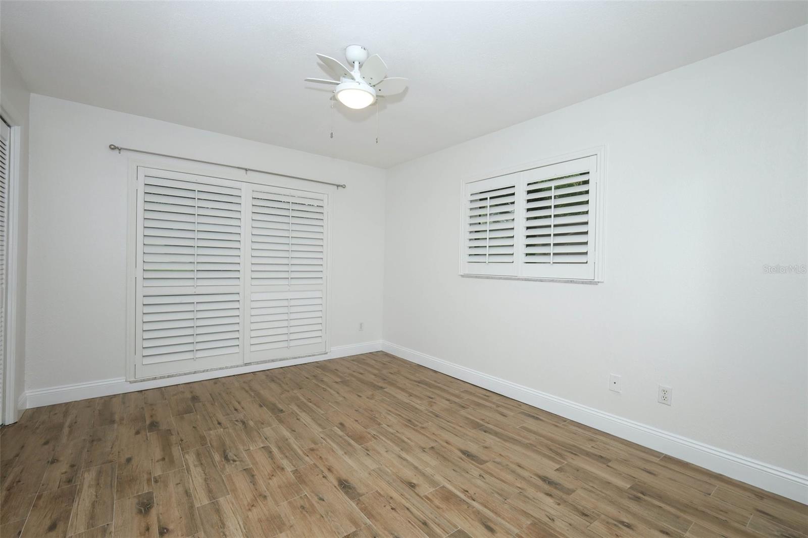 Image 24 of 44 For 411 Valencia Circle