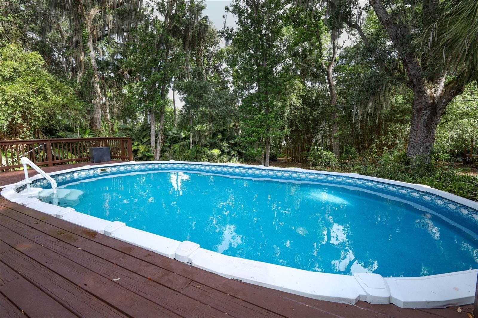 Image 35 of 44 For 411 Valencia Circle