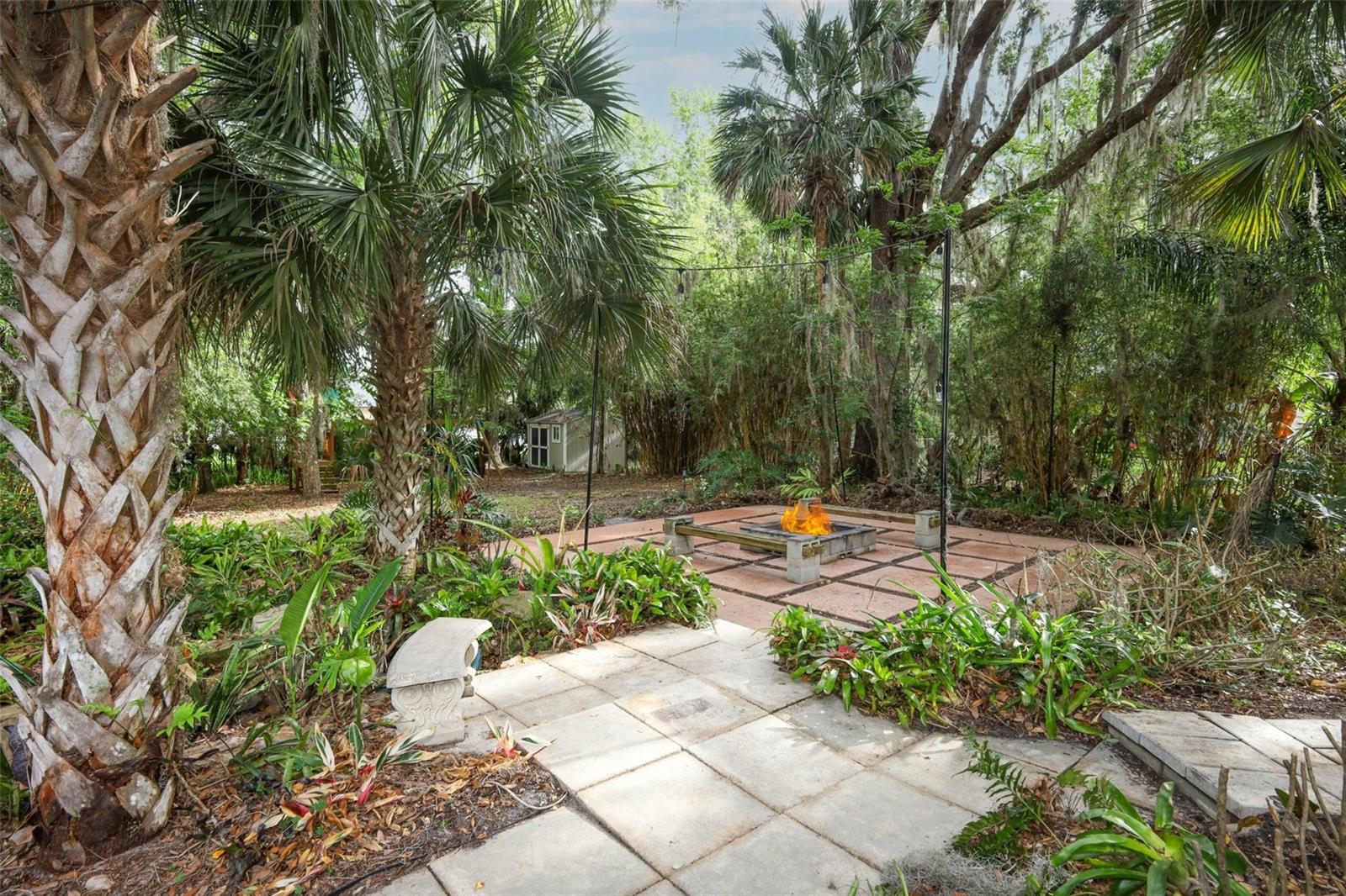 Image 37 of 44 For 411 Valencia Circle