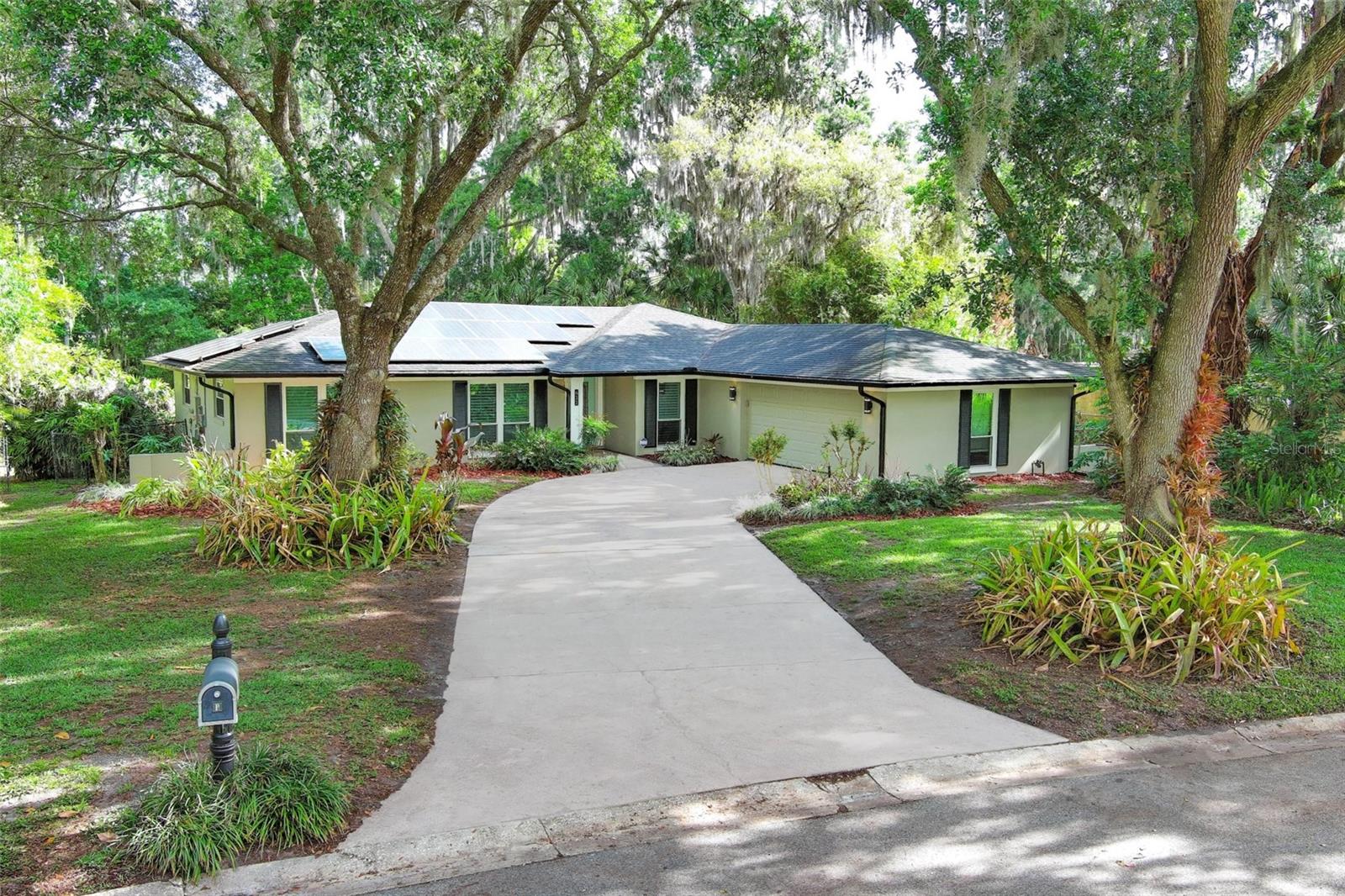 Image 43 of 44 For 411 Valencia Circle