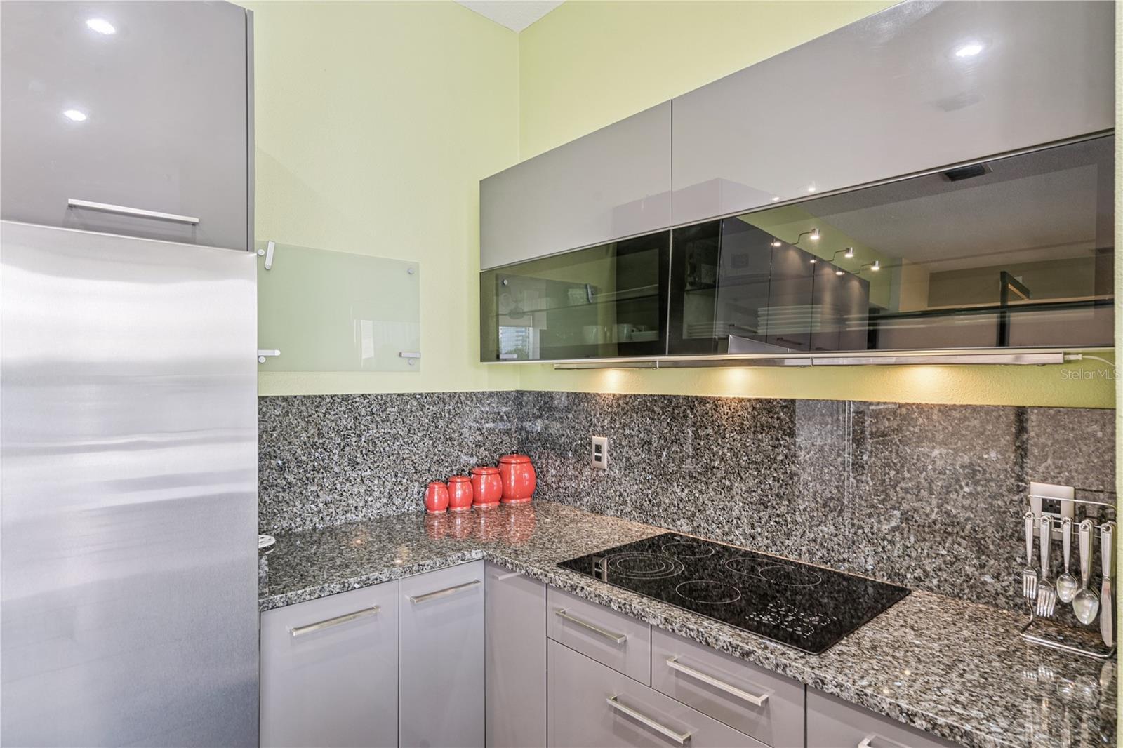 Image 17 of 29 For 151 Washington Street Ph3b