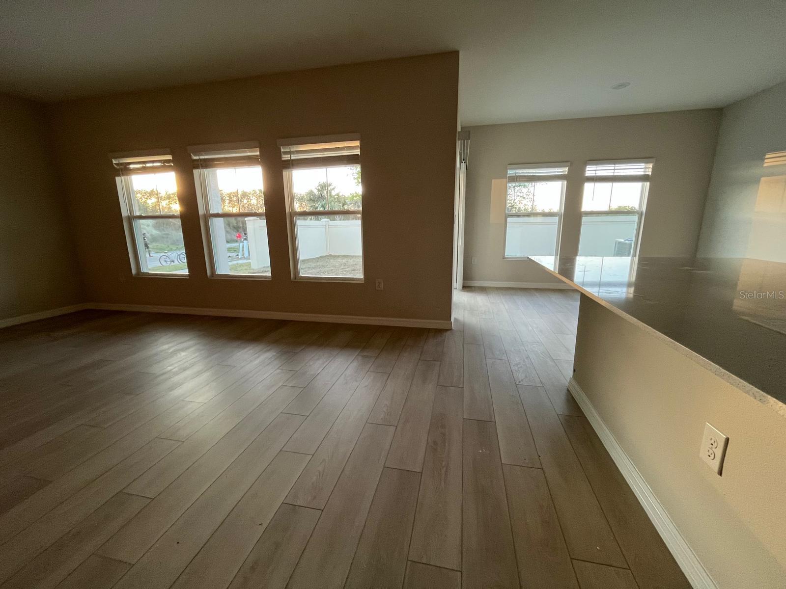 Image 20 of 41 For 7623 Peace Lily Avenue