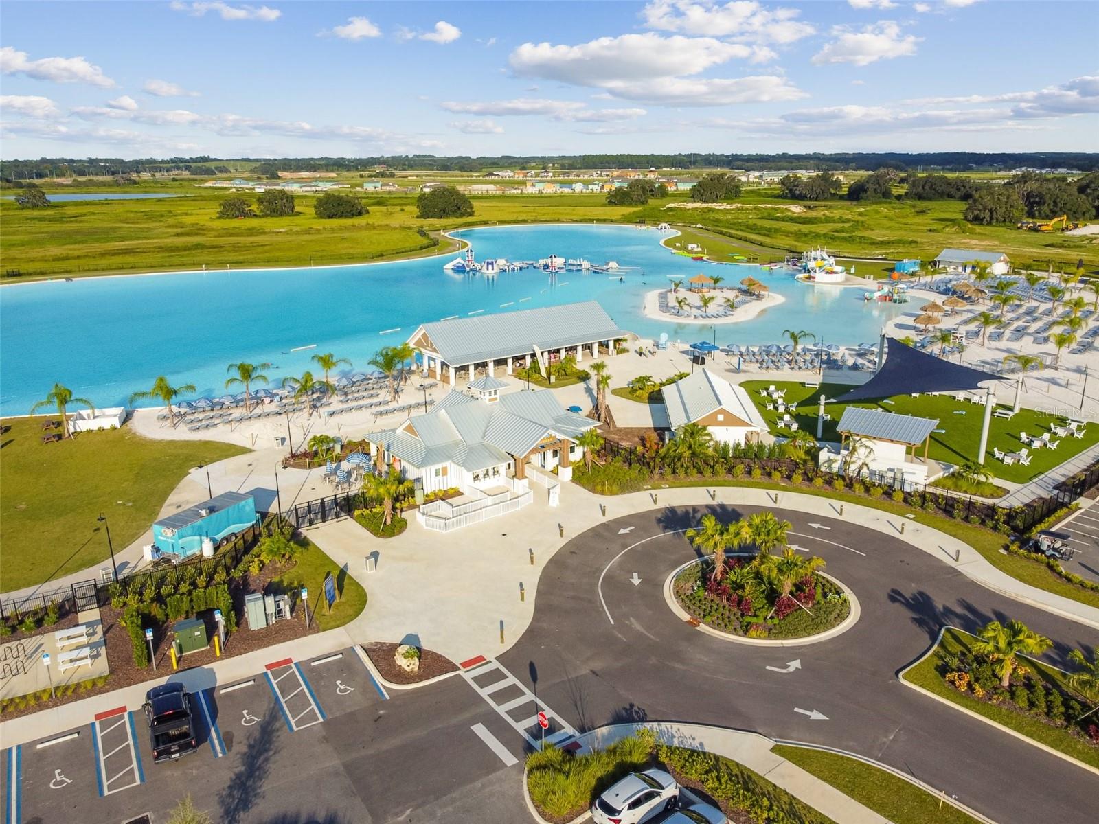 Image 26 of 34 For 10337 Trumpet Honeysuckle Way