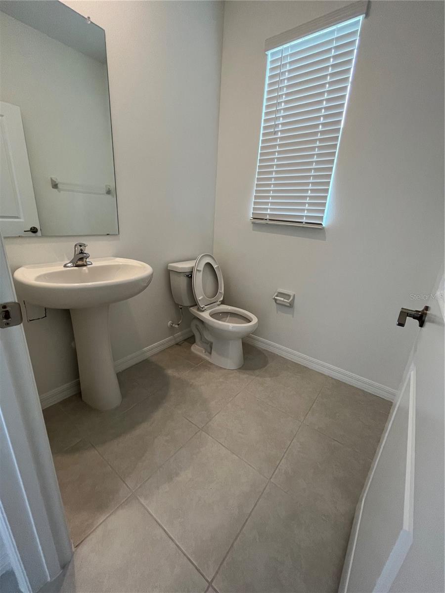 Image 5 of 34 For 10337 Trumpet Honeysuckle Way