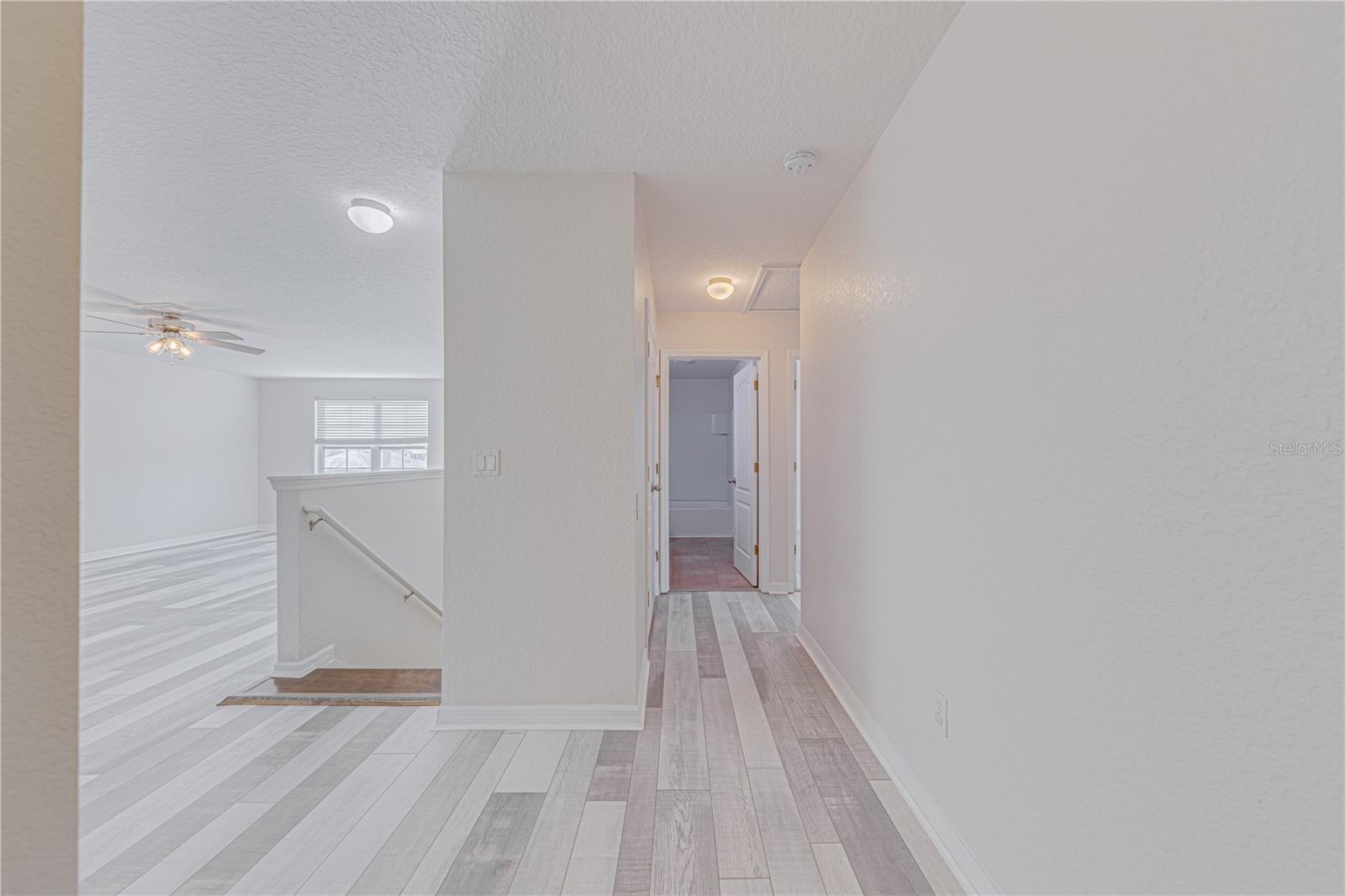 Image 32 of 38 For 16647 Broadford Lane