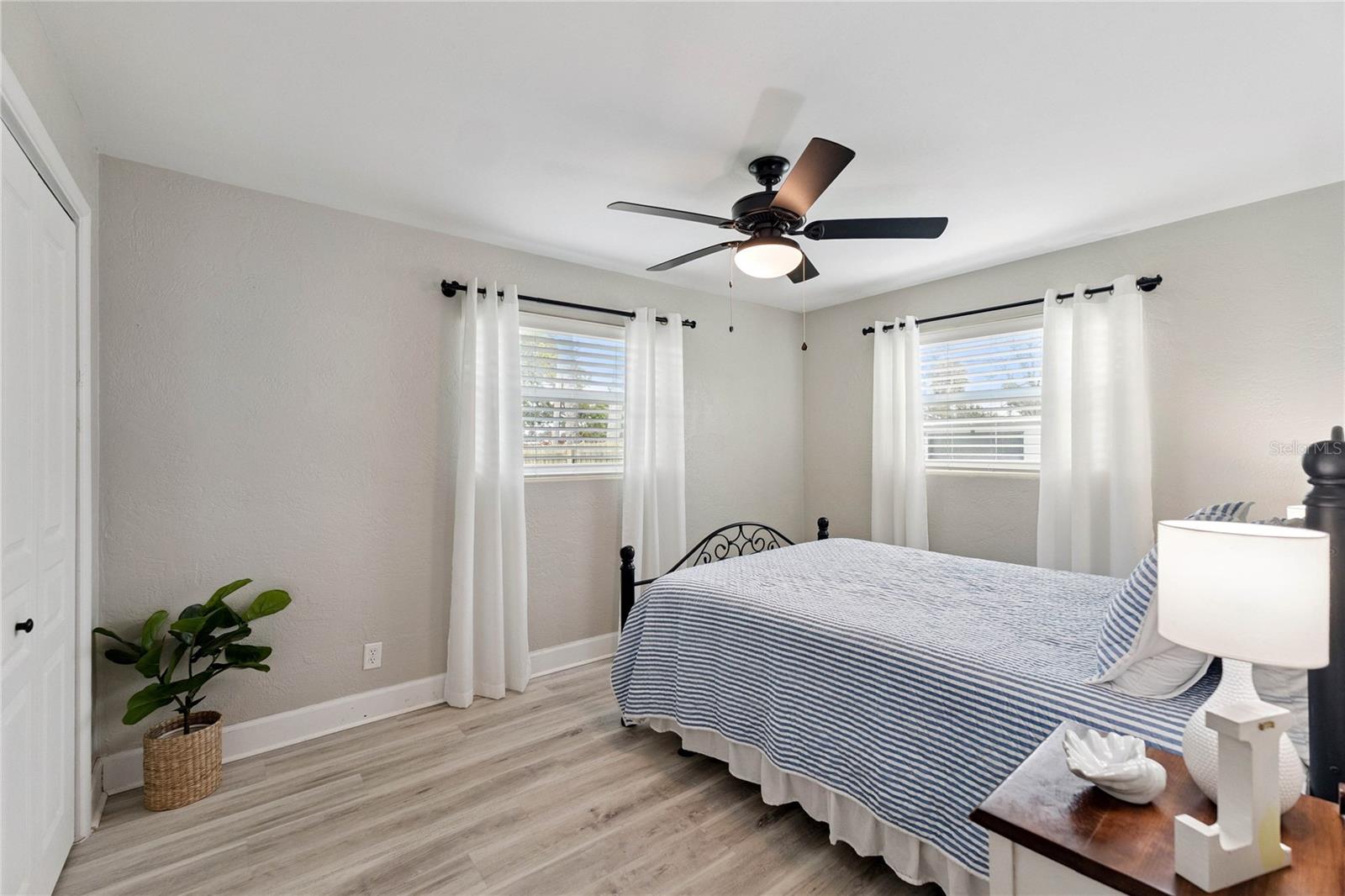 Image 19 of 46 For 1351 John Anderson Drive